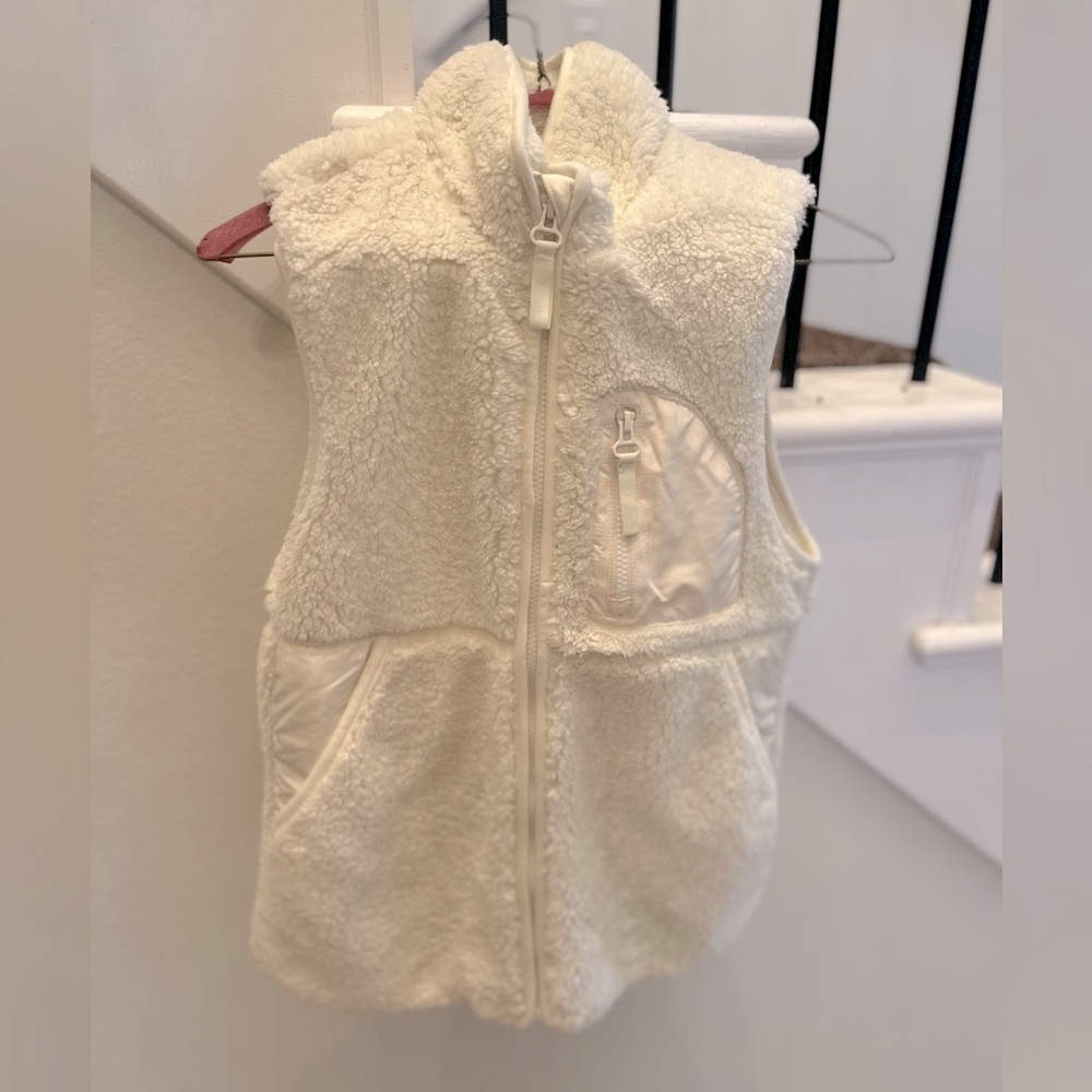 Sherpa Cream Zipper Vest